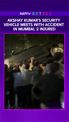Akshay Kumar's Security Vehicle Collapses With An Auto-Rickshaw In Mumbai, 2 Injured