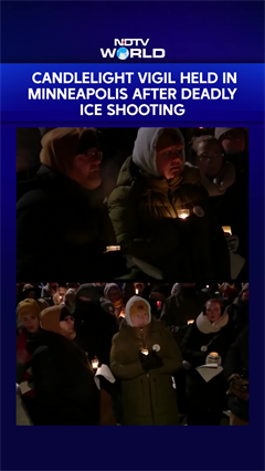 Mourners Hold Candlelight Vigil In Minneapolis After 37-Yr-Old Man Shot Dead By ICE Agent