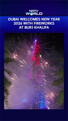 Fireworks Display at the World's Tallest Building, Burj Khalifa