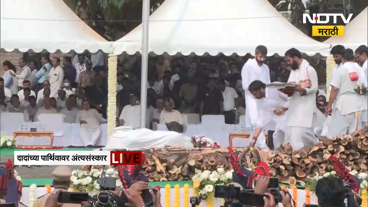 Ajit Pawar Funeral LIVE | महाराष्ट्रावर शोककळा, अजित पवारांचं पार्थिव विद्या प्रतिष्ठान मैदानात दाखल