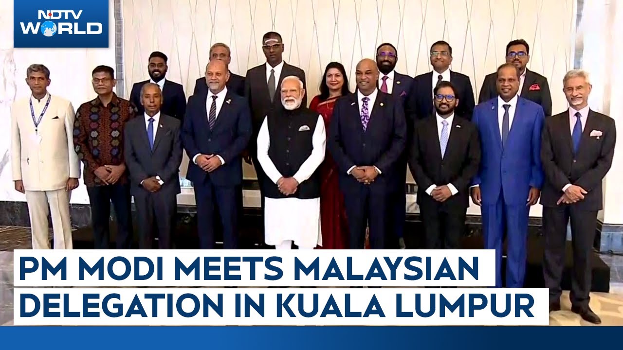 PM Modi Meets Malaysian Delegation In Kuala Lumpur