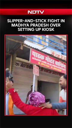 Madhya Pradesh: Slipper-And-Stick Fight  Over Setting Up Kiosk