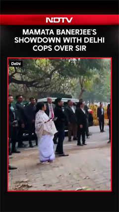 SIR ROW: Mamata Banerjee's Showdown With Delhi Cops Over SIR