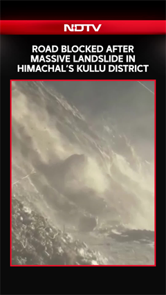 Himachal Pradesh | Massive Landslide Blocks Road In Himachal&rsquo;s Kullu District, Disrupts Movement