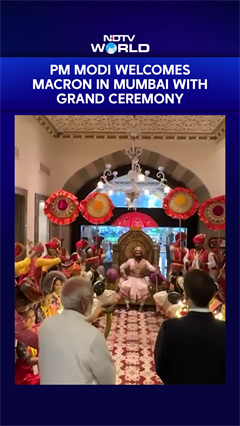 PM Modi Welcomes Macron in Mumbai With Grand Ceremony