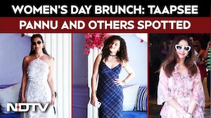 Taapsee Pannu, Sophie Choudry, Urmila Matondkar Spotted At An Event