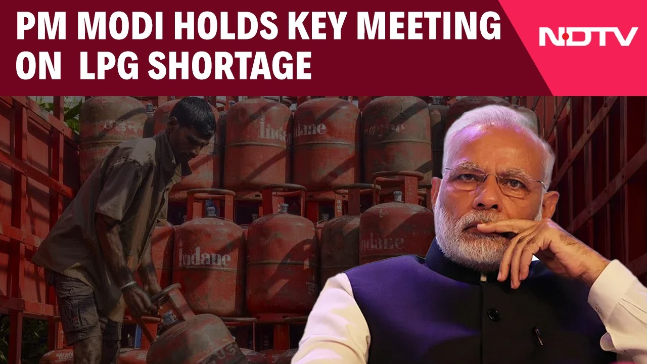 PM Modi Holds Key Meeting On LPG Shortage, Gas Supply After Iran Strikes | Iran War