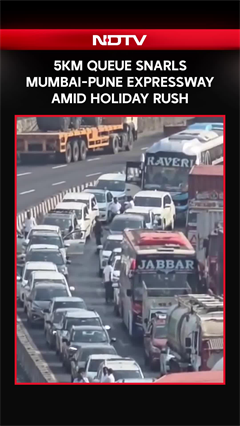 Mumbai-Pune Expressway Faces Severe Gridlock Amid Ram Navami Holiday Travel