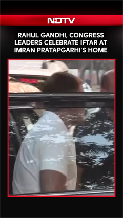 Video: Rahul Gandhi Joins Congress Leaders To Celebrate Iftar At Imran Pratapgarhi’s House
