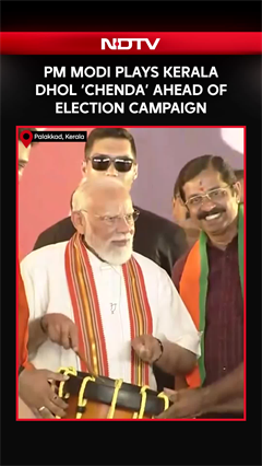 PM Modi Kerala Rally | PM Modi Plays Traditional Kerala Dhol 'Chenda' Ahead Of Election Campaign