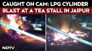 Cylinder Blast Video:  LPG Cylinder Blast At A Tea Stall In Jaipur Caught On Cam