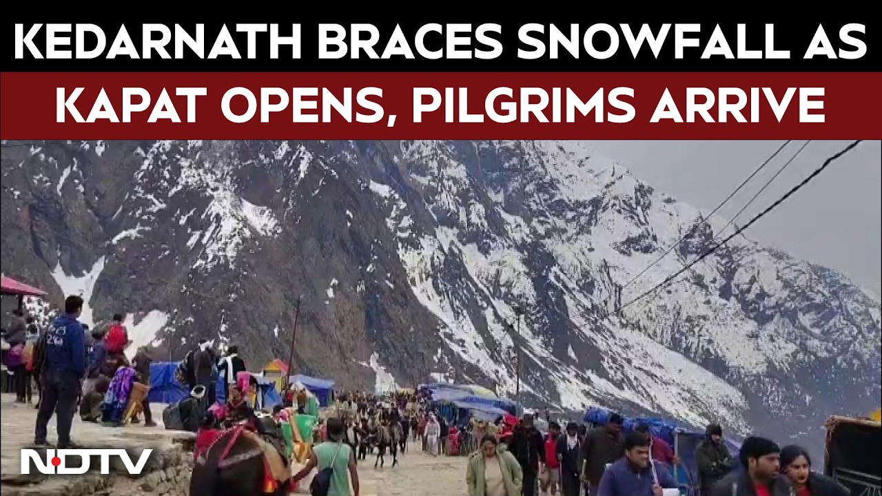 Uttarakhand News | Fresh Snow Blankets Kedarnath Ahead Of Kapat Opening | Pilgrims Flock To Dham