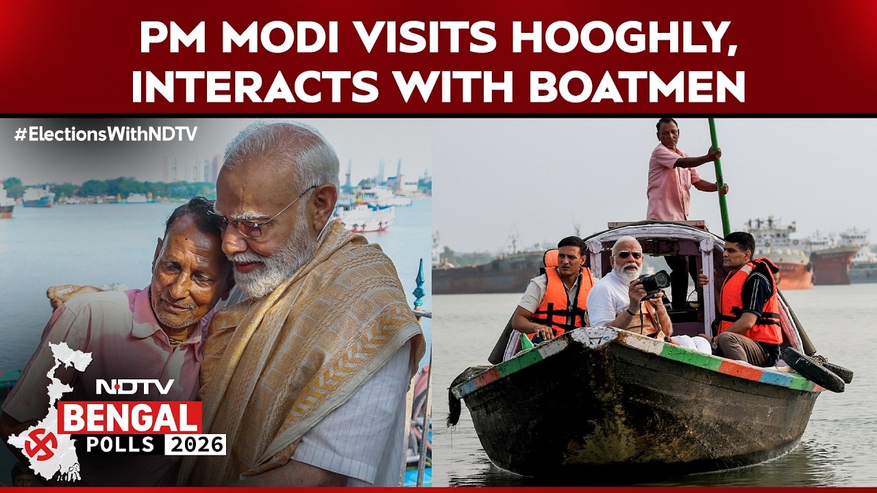 PM Modi Meets Boatmen in Hooghly, Says “Ganga Flows Through Bengal’s Soul”