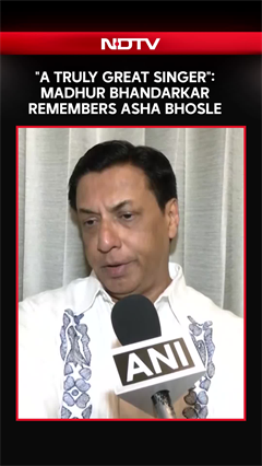 Asha Bhosle Death | "A Truly Great Singer": Madhur Bhandarkar Remembers Asha Bhosle