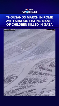 Israel Gaza War | Thousands March In Rome With Shroud Listing Names Of Children Killed In Gaza