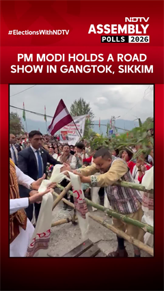 PM Modi News | PM Modi Holds Grand Roadshow In Gangtok