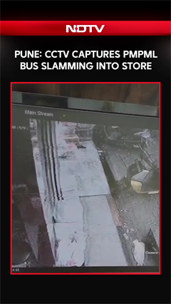 Pune News | CCTV Shows PMPML Bus Crashing Into Shop at Appa Balwant Chowk
