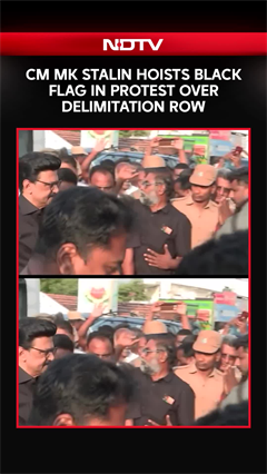 Tamil Nadu News | Chief Minister MK Stalin Leads Black Flag Protest Over Delimitation Row