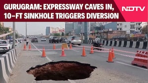 Gurugram: Portion of Sohna Expressway Caves In Near Subhash Chowk, 10-Ft Sinkhole Triggers Diversion