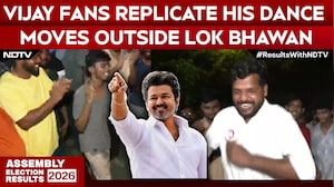 Vijay News  | Vijay Fans Replicate His Dance Moves Outside Lok Bhawan Ahead Of CM Oath Ceremony