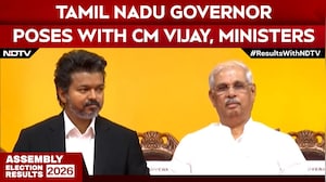 Vijay Oath News | Tamil Nadu Governor Poses With CM Vijay, Ministers After Oath Ceremony