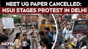 NEET Exam Cancelled | Protests Erupt In Delhi After NTA Cancels NEET UG 2026 After Paper Leak