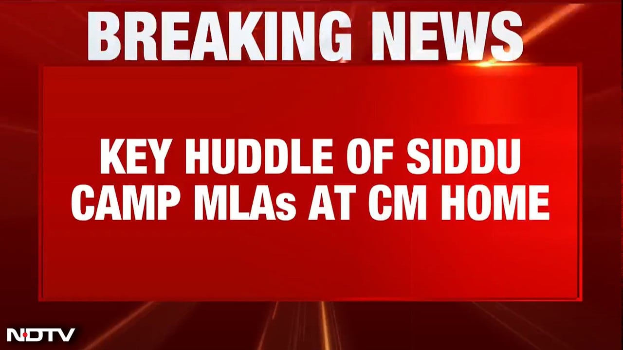 Karnataka Congress MLAs Gather At Siddaramaiah Home Amid Leadership Churn