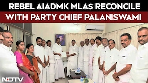 Tamil Nadu News | Rebel AIADMK MLAs Reconcile With E Palaniswami Days After Backing Vijay's TVK