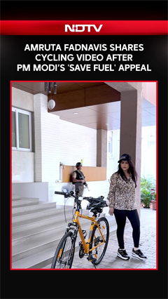 Amruta Fadnavis Shares Cycling Video After PM Modi's 'Save Fuel' Appeal