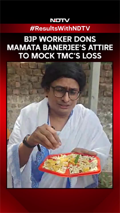 BJP Worker Ratan Ranjan Dons Mamata Banerjee&rsquo;s Saree To Mock TMC&rsquo;s Loss In Bengal