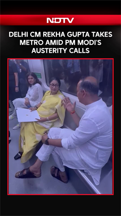 CM Rekha Gupta Takes Metro As Delhi Govt Pushes 'Metro Mondays' Amid PM's Austerity Calls