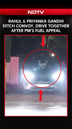Rahul Gandhi & Priyanka Vadra Ditch The Convoy, Seen Driving Together After PM&rsquo;s Call To Save Fuel