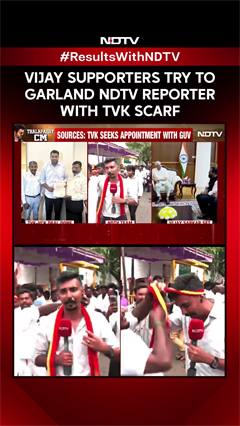 TVK Vijay | Vijay Supporters Try To Garland NDTV Reporter With TVK Scarf