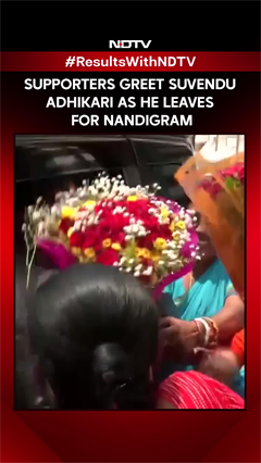 Supporters Greet Suvendu Adhikari As He Leaves For Nandigram
