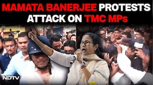 West Bengal News | Mamata Banerjee Leads Protest Over Attack On Abhishek & Kalyan Banerjee