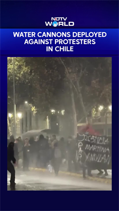 Chile News | Police Use Water Cannons On Anti-Government Protesters In Santiago