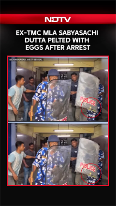 Sabyasachi Dutta News | Eggs, Tomatoes Thrown At Ex-Bidhannagar Mayor, TMC Leader Sabyasachi Dutta After Arrest