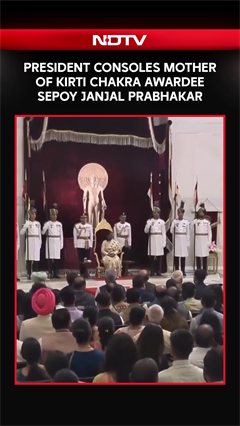 President Murmu Consoles Mother Of Kirti Chakra Awardee Sepoy Janjal Prabhakar: Video