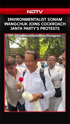 Video: Environmentalist Sonam Wangchuk Joins Cockroach Janta Party's Protests At Jantar Mantar