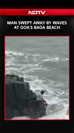 Goa Beach Tragedy News: Viral Video Captures Man Swept Away By Waves