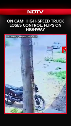 Chitrakoot Horror: Speeding Truck Flips Dramatically, Bolero Narrowly Escapes