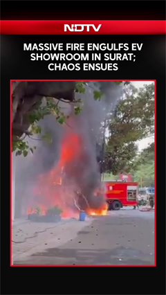 Surat Fire | Massive Fire Engulfs EV Showroom In Surat; Chaos Ensues