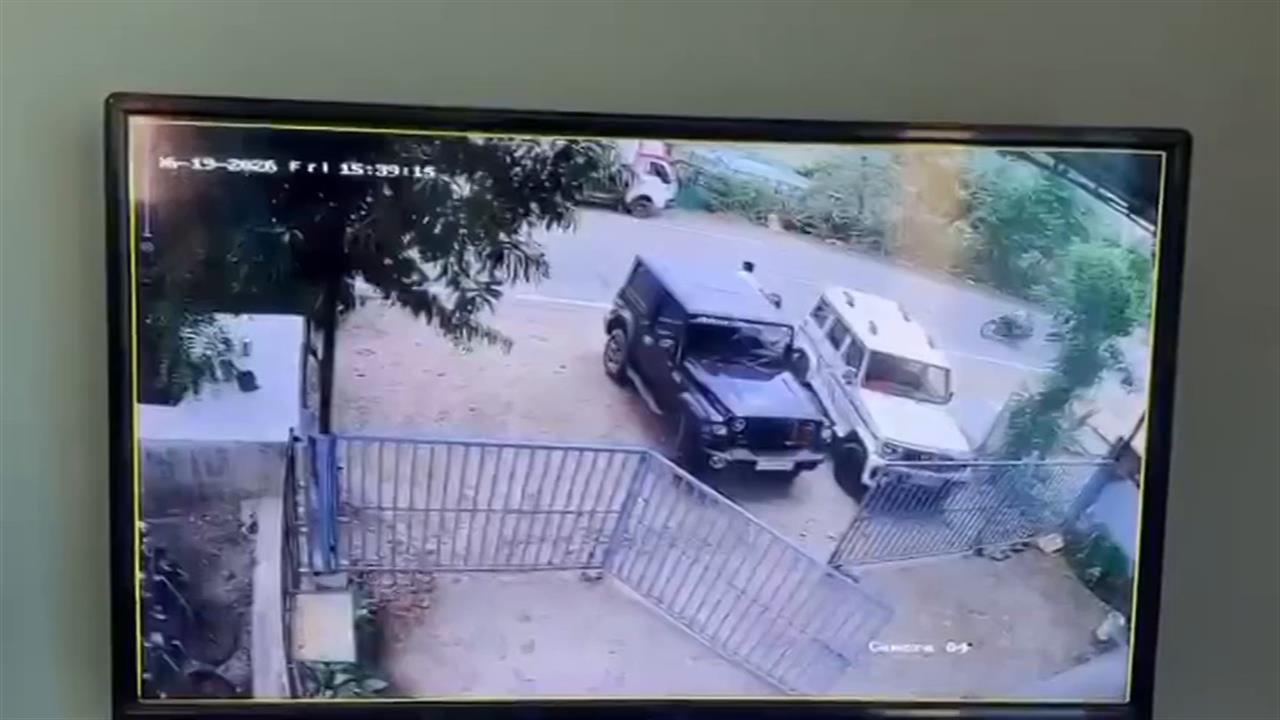 ऑफिस के बाहर खड़ी थार के शीशे तोड़े, नगदी लेकर दोनों बदमाश फरार