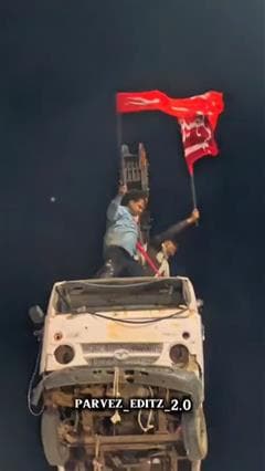 Video : उज्जैन में मोहर्रम पर जानलेवा स्टंट, क्रेन से कार लटकाकर आसमान में 40 फीट ऊपर किया ब्लास्ट