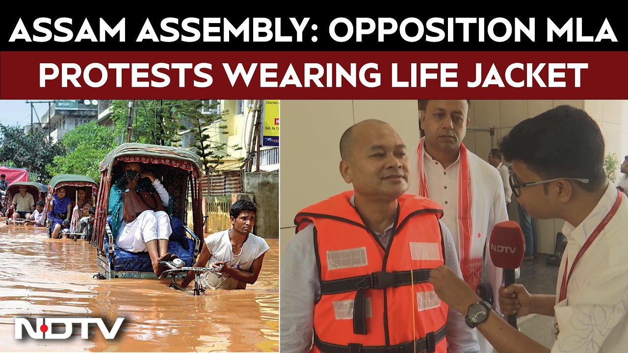 Assam Budget Session: Akhil Gogoi's Life Jacket Protest Over Guwahati Floods