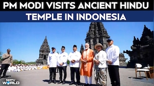 PM Modi In Indonesia | PM Modi Visits 1,000-Year-Old Prambanan Temple In Indonesia