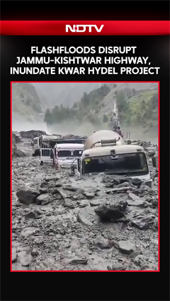 Flashfloods Disrupt Jammu-Kishtwar Highway, Big Vehicles Get Stuck In Mud, Video Viral