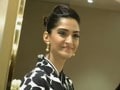 Video: Stylish Sonam at the Burberry show