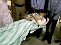 Videos : गुड़गांव में युवती ने मेट्रो स्टेशन से लगाई छलांग