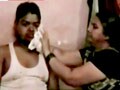 Videos : भिखारी बनाने के लिए युवक को गरम छड़ों से दागा